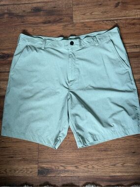 Worldwide Sportsman Men's Shorts Flat Ftont Green Lightweight Outdoor Sz 42 EUC